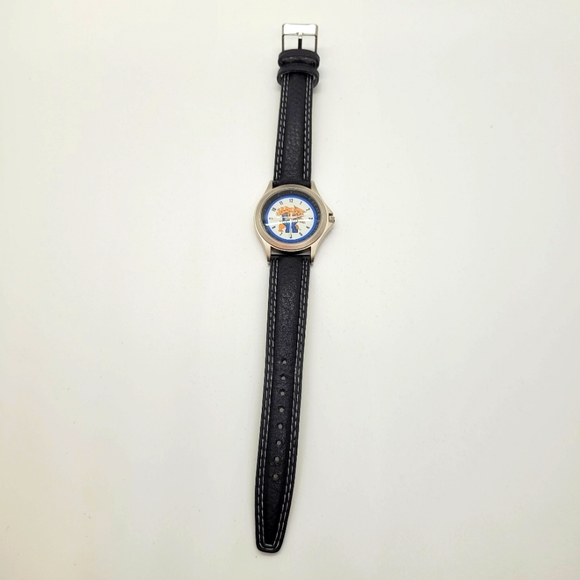 University of Kentucky Wildcats Wristwatch Silvertone Black Band - Picture 3 of 5